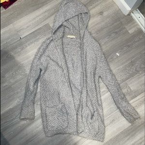 GREY CARDIGAN